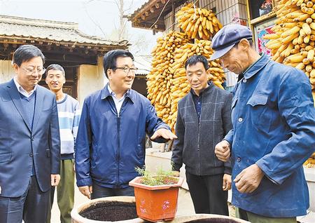 林鐸在天水市調研脫貧攻堅工作時強調 完善掛牌督戰機制 見底見效整改問題 確保如期高質量打贏脫貧攻堅收官戰