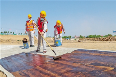 西峰區小北湖建設項目正在緊張施工 