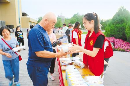 讓雄關大地更美好 ——嘉峪關市創(chuàng)建全國文明城市“兩連冠”工作綜述