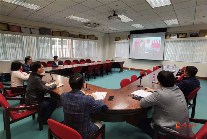 部分港澳委員在澳門集體收看甘肅省第十三屆人民代表大會第四次會議開幕式