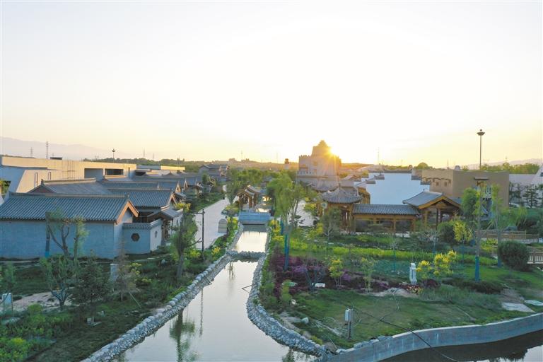 去嘉峪關·關城里景區 遠眺雄關漫道 靜享斑斕古意