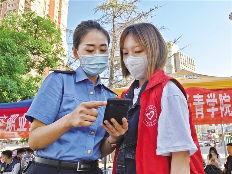 蘭州車站多舉措服務學生順利返校