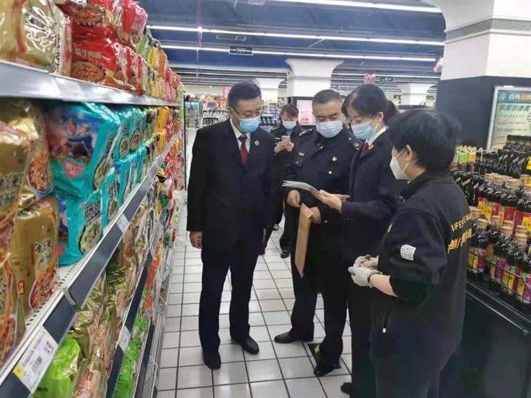 蘭州安寧區檢察院會同市場監管部門清查“土坑酸菜”問題食品